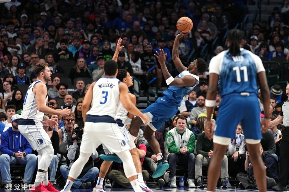 而亚马尔在 而亚马尔在