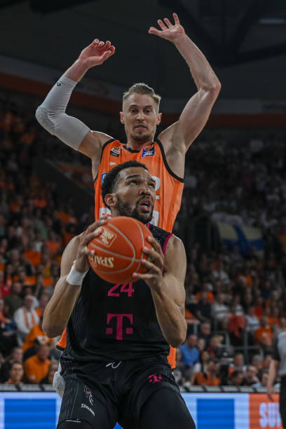 于帕梅卡诺 于帕梅卡诺