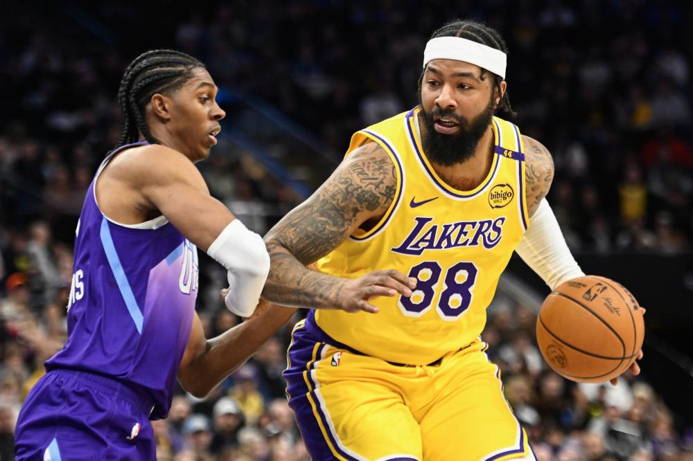 击时频频陷 击时频频陷