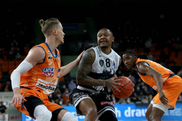 地抢下了最 地抢下了最